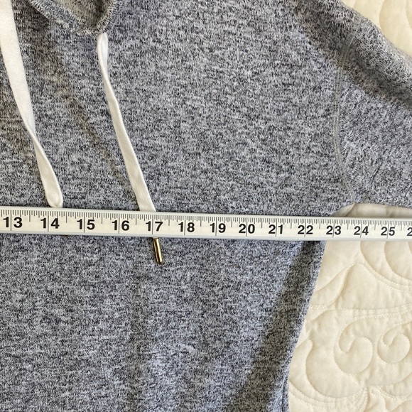Old Navy Active Cowl Neck Sweatshirt with Pockets - Picture 4 of 8